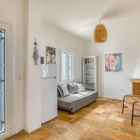 Apartment Comfy House In Paros Aliki (Paros)